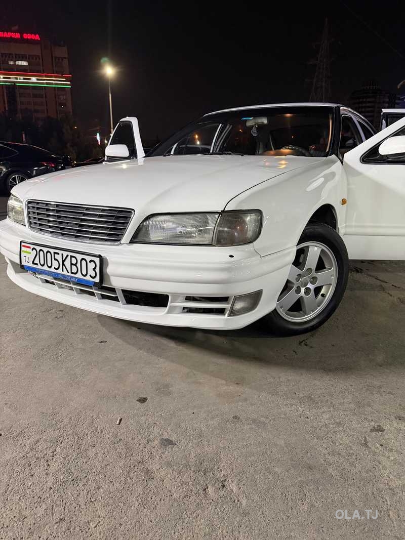 Nissan Maxima,  1998