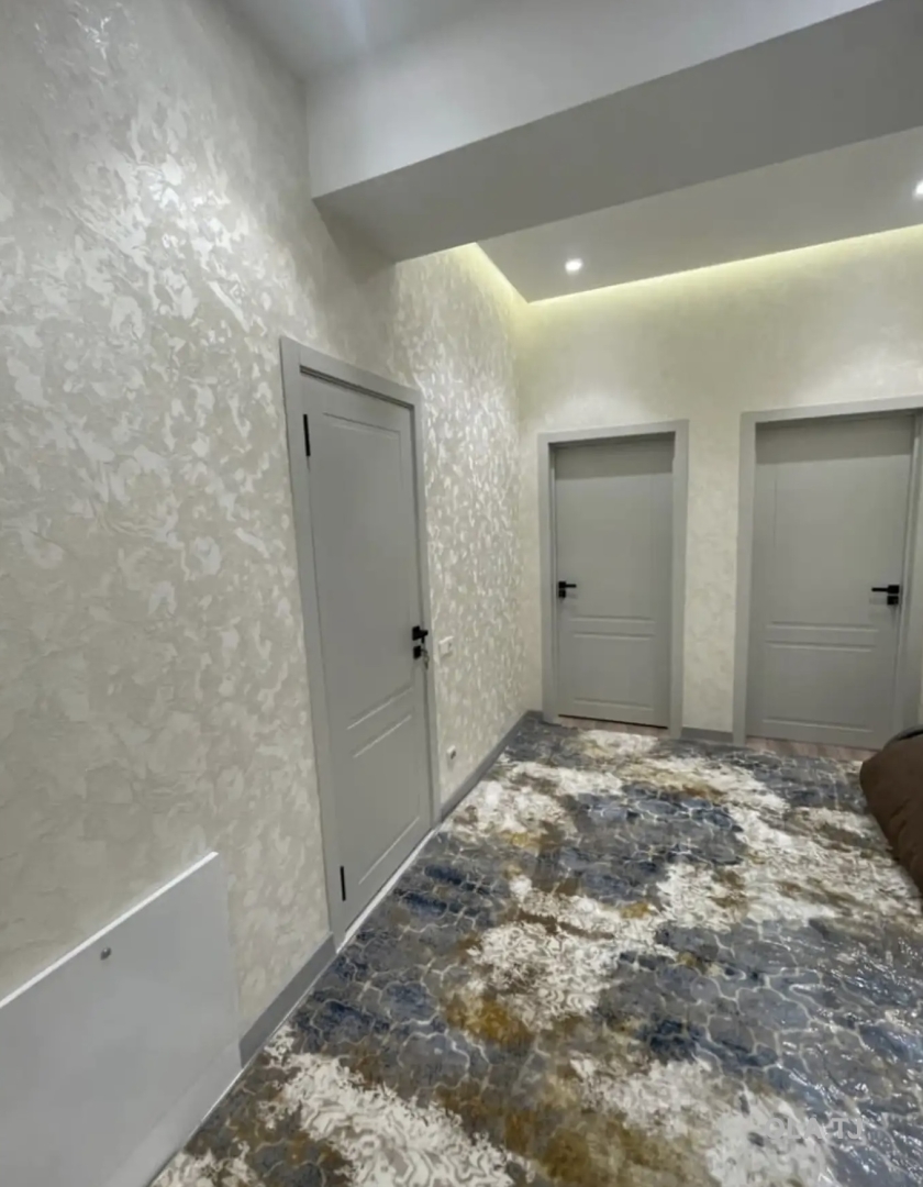 3 комнатная квартира, 4 этаж, 76 м²