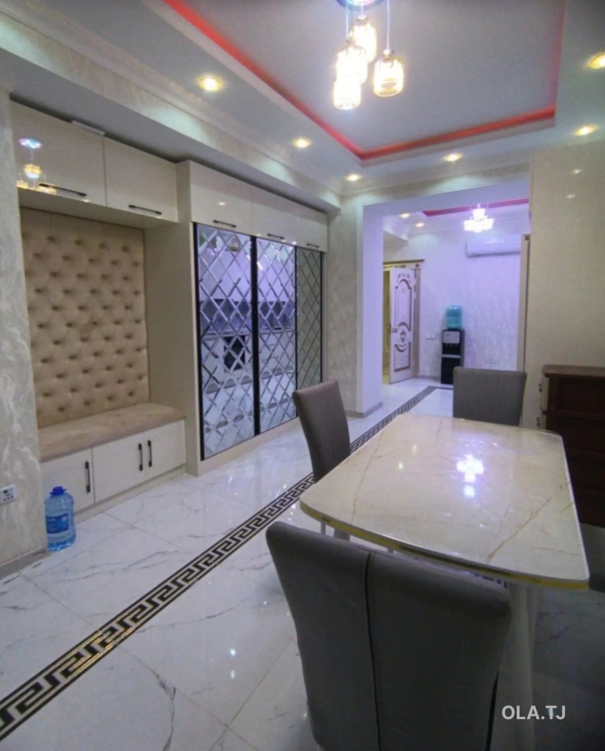 2 комнатная квартира, 10 этаж, 80 м²