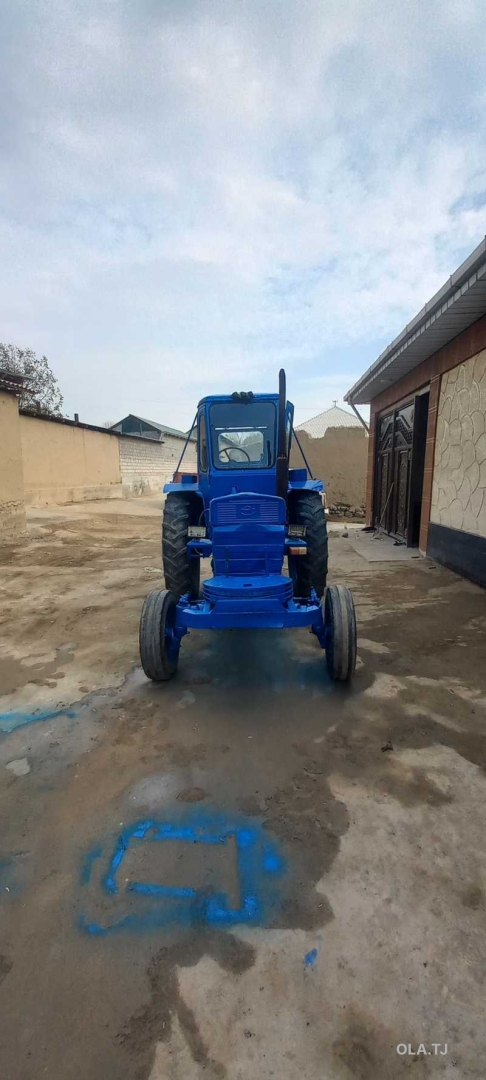 Трактор