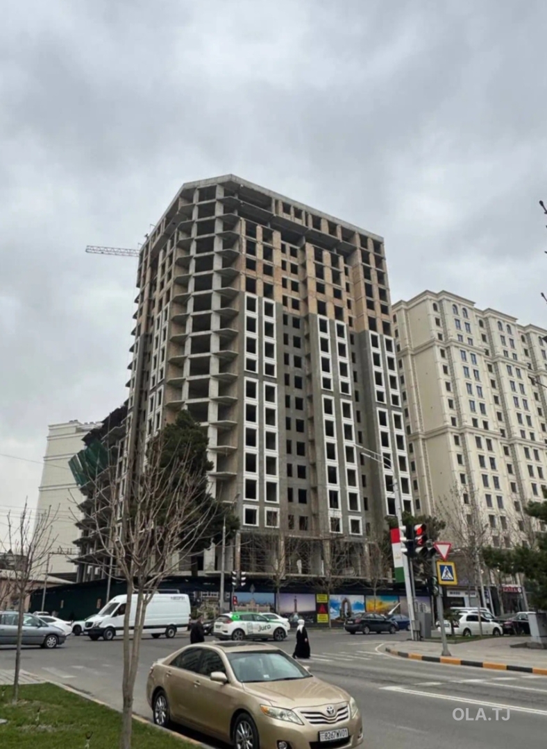 3 комнатная квартира, 12 этаж, 135 м²