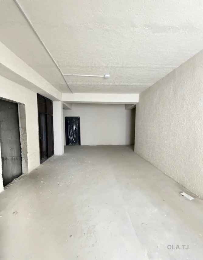 4 комнатная квартира, , 144 м²