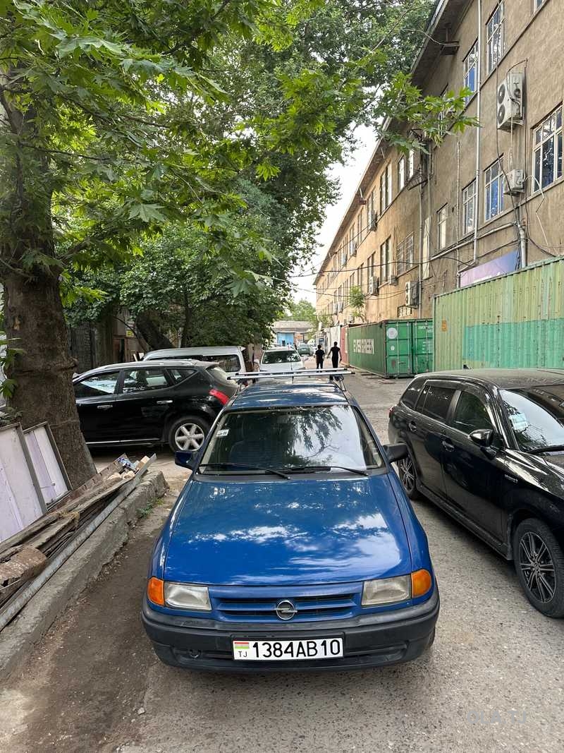 Opel Astra F,  1994