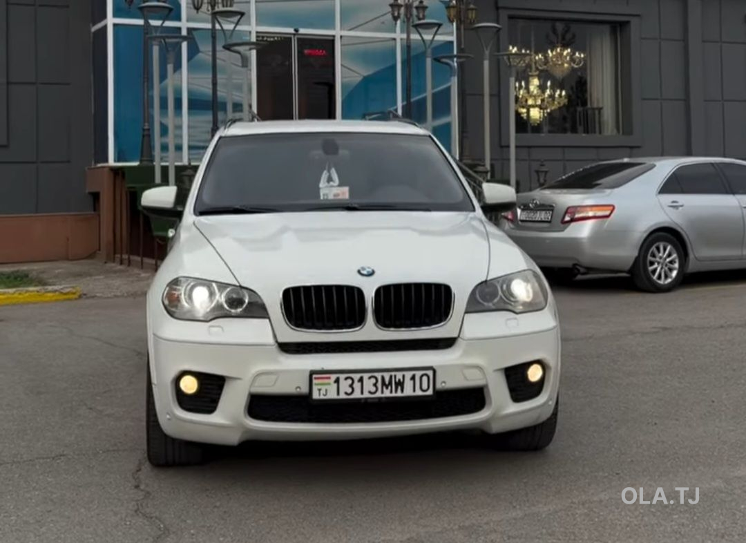 BMW X5,  2011