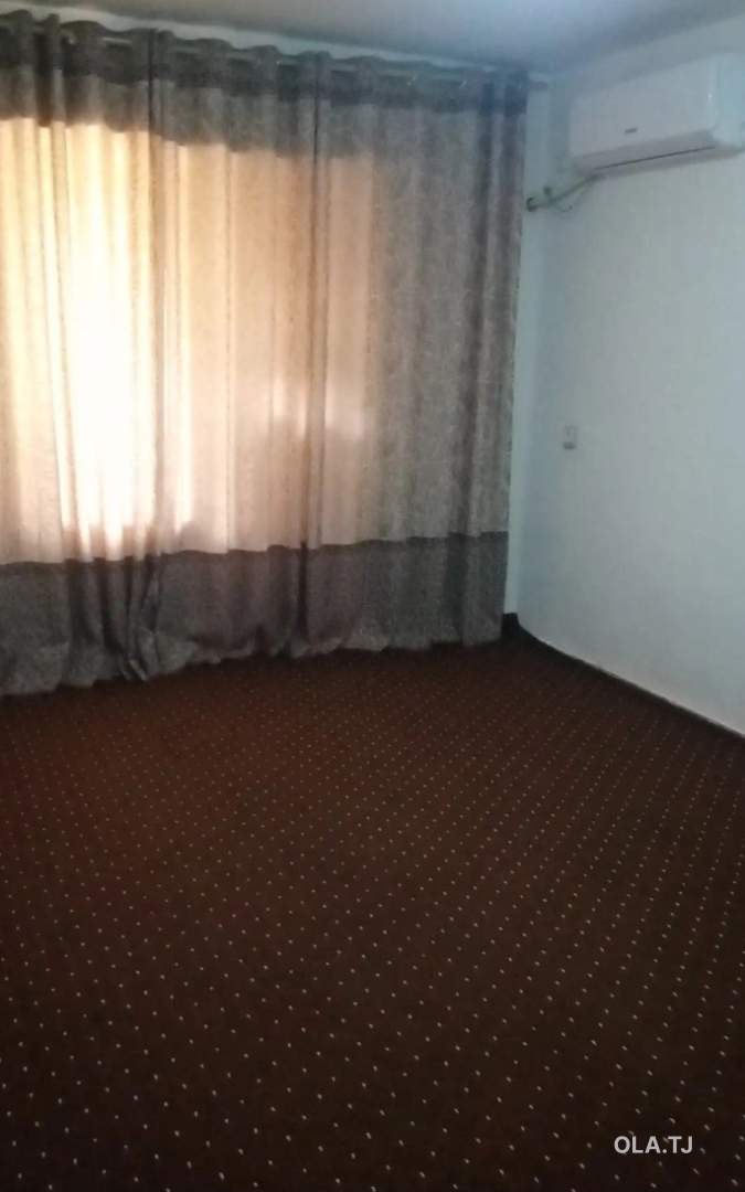 Комната в 2 комнатной квартире, 1/,