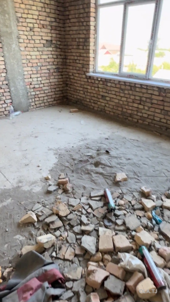 3 комнатная квартира, 3 этаж, 82 м²