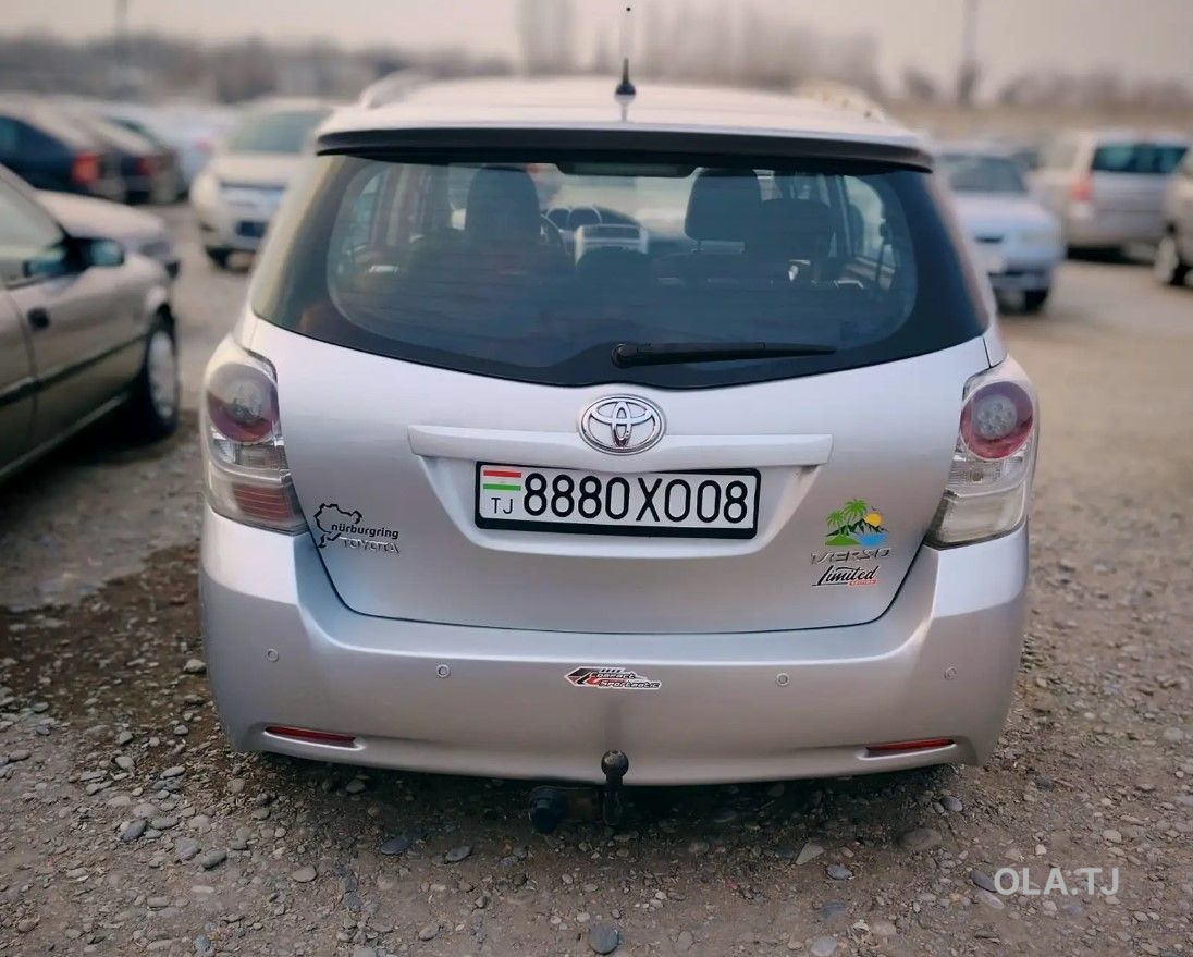 Toyota Verso,  2012