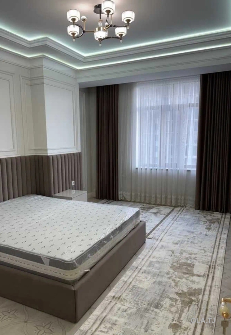 6 комнатная квартира, 5 этаж, 260 м²