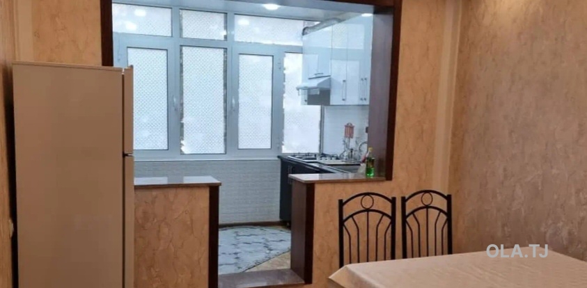 3 комнатная квартира, 3 этаж, 90 м²