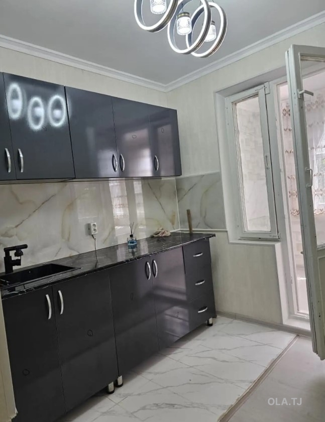 3 комнатная квартира, 4 этаж, 66 м²