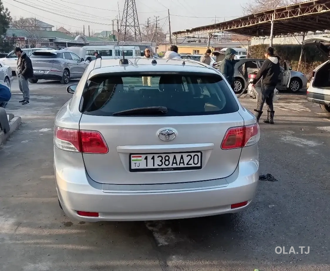 Toyota Avensis,  2009