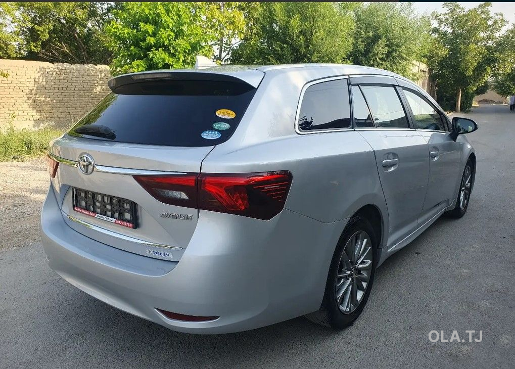 Toyota Avensis,  2016