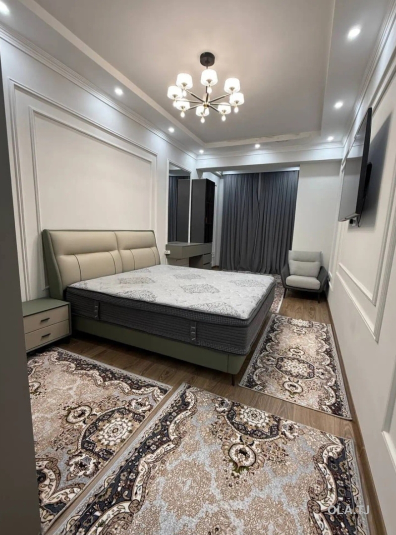 4 комнатная квартира, 16, 123 м²