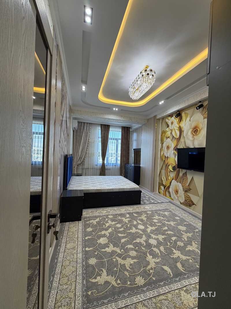 3 комнатная квартира, 8 этаж, 96 м²