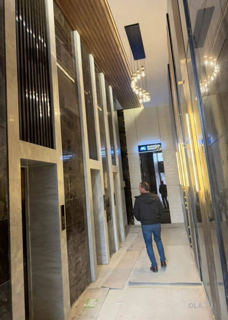 5 комнатная квартира, 18 этаж, 176 м²