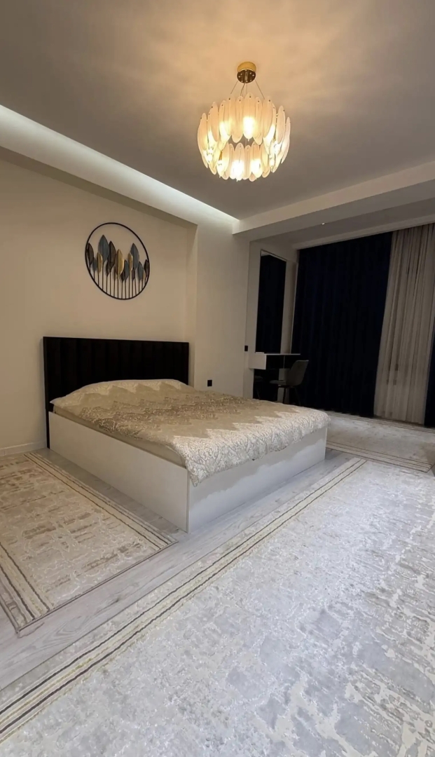 3 комнатная квартира, 6 этаж, 117 м²