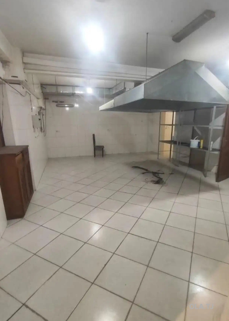 Офис в аренду, В бизнес-центре, 115 м²