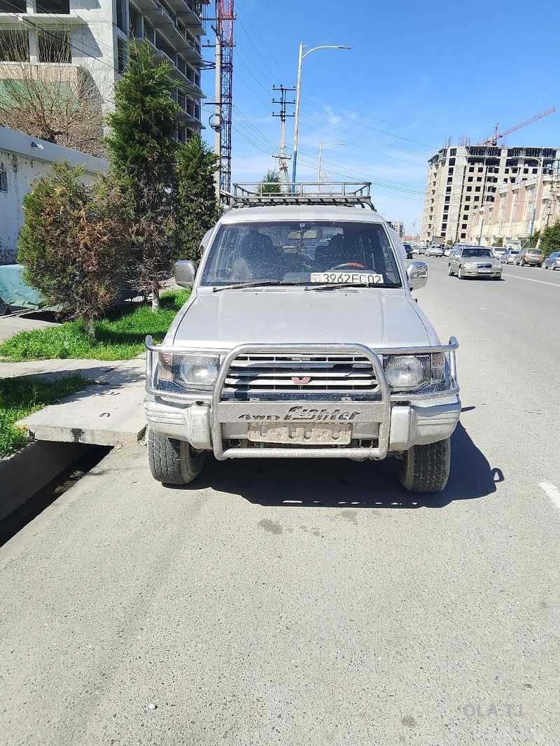 Mitsubishi Pajero Sport,  1991