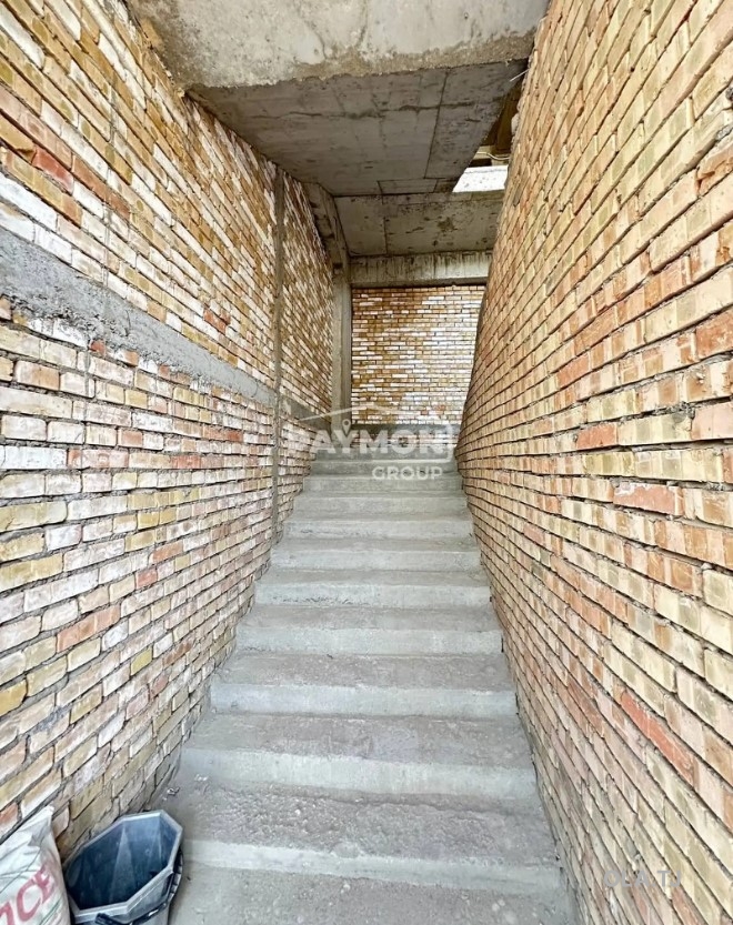 Помещение под свободное назначение, 350м²