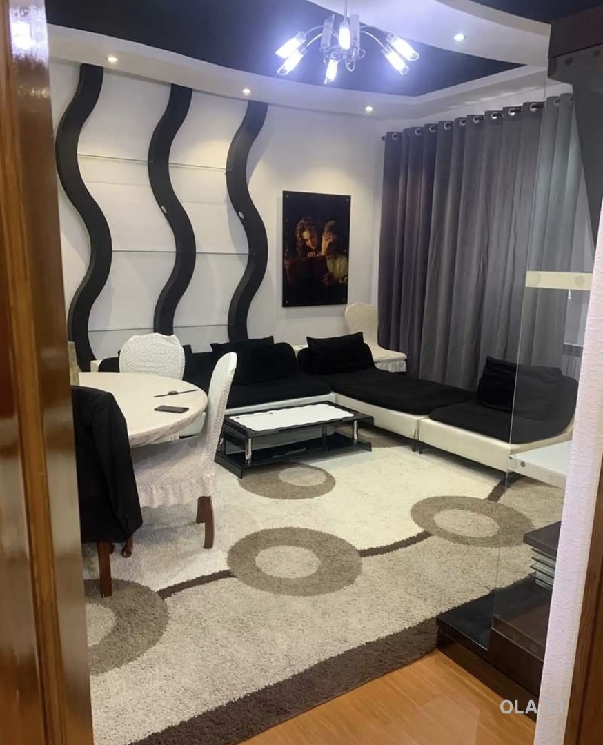 3 комнатная квартира, 5 этаж, 121 м²