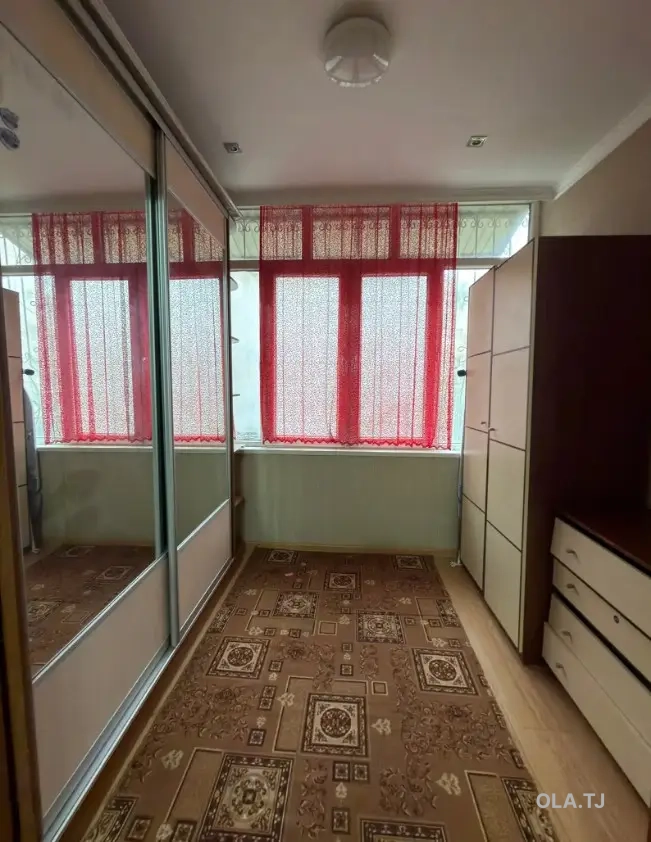 3 комнатная квартира, 1 этаж, 80 м²