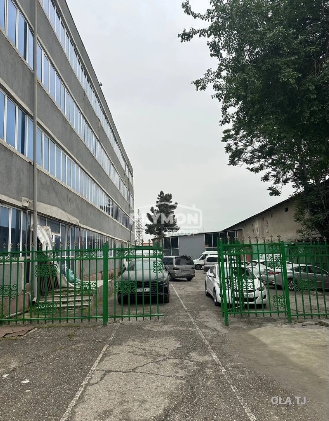Помещение под свободное назначение, 2000м²