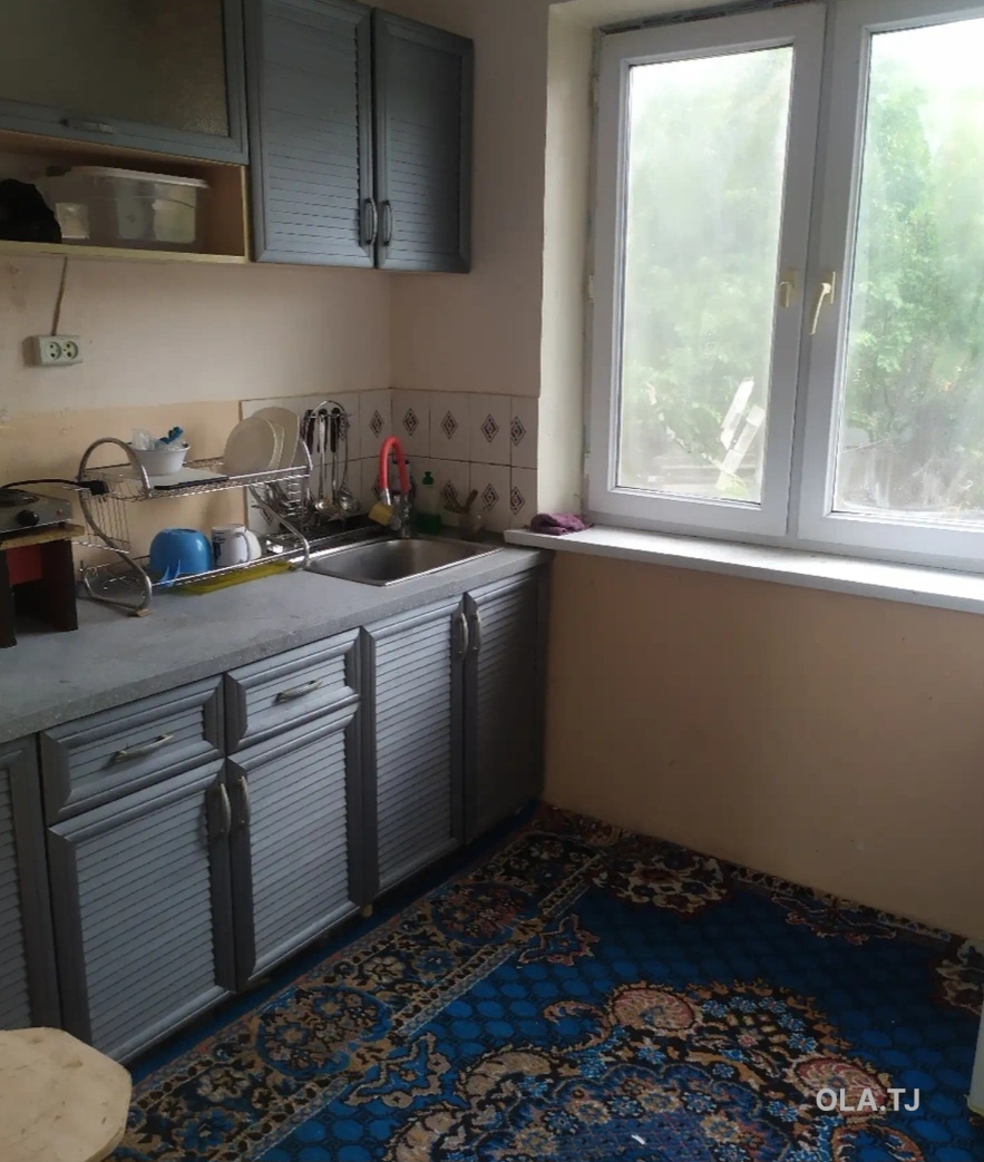 Комната в ной квартире, 1/,