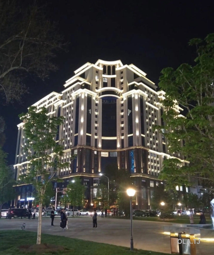 6 комнатная квартира, 18 этаж, 251 м²