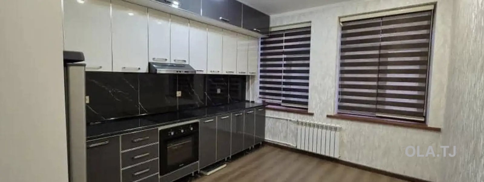 3 комнатная квартира, 2 этаж, 140 м²