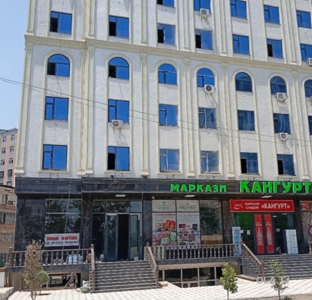 4 комнатная квартира, 10, 180 м²