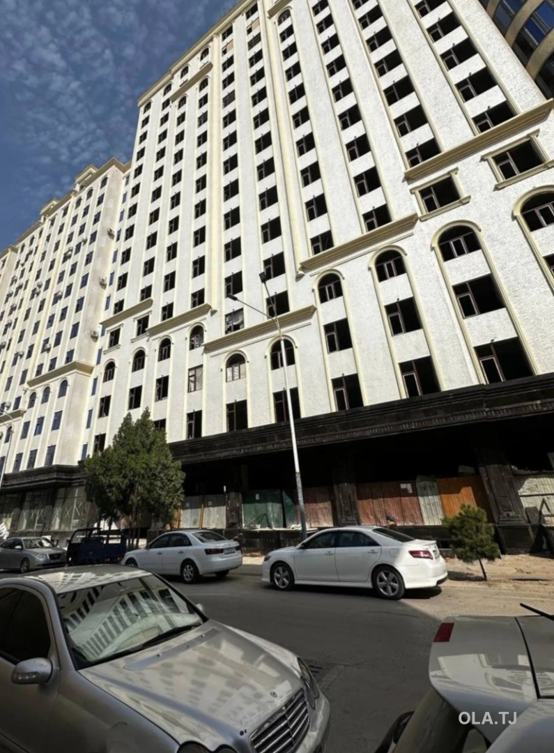 3 комнатная квартира, 13 этаж, 80 м²