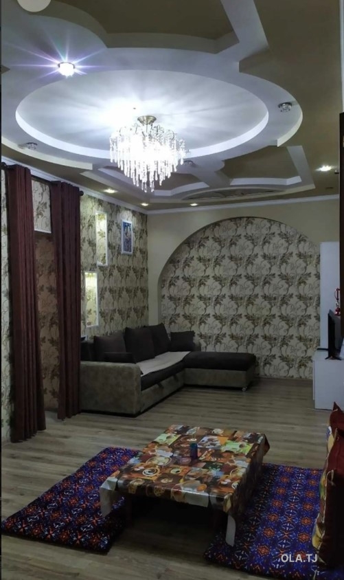 3 комнатная квартира, Цокольный этаж, 71 м²