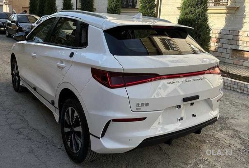 BYD E2,  2025