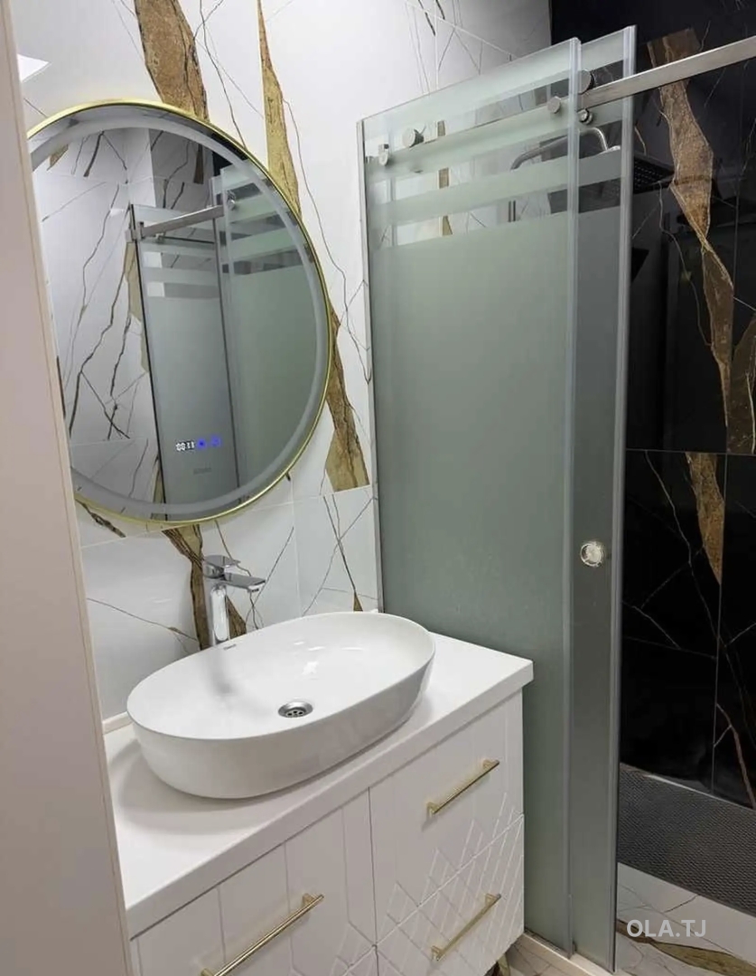 5 комнатная квартира, 4 этаж, 230 м²