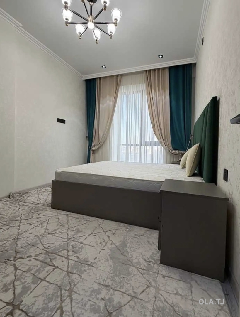2 комнатная квартира, 16 этаж, 105 м²