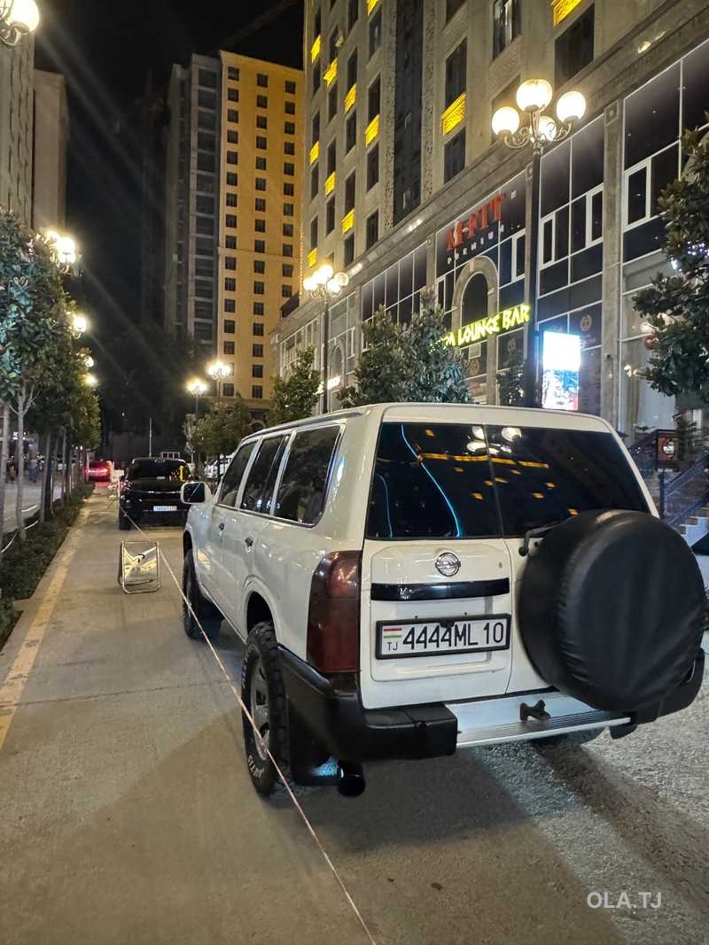 Nissan Patrol,  2007