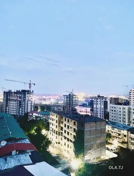 4 комнатная квартира, 8 этаж, 144 м²