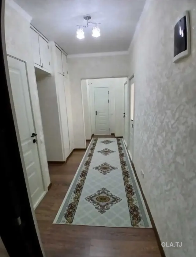 3 комнатная квартира, 9 этаж, 70 м²