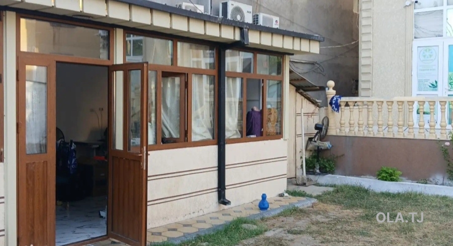Офис в аренду, В бизнес-центре, 18 м²