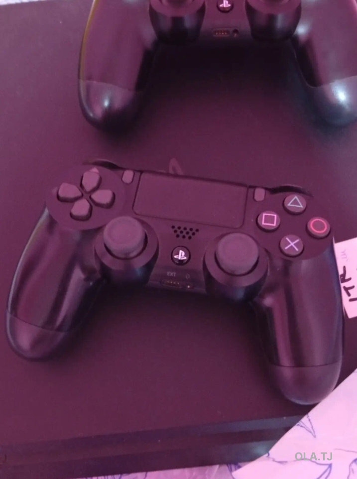 Игровая приставка Sony Playstation 4 в аренду
