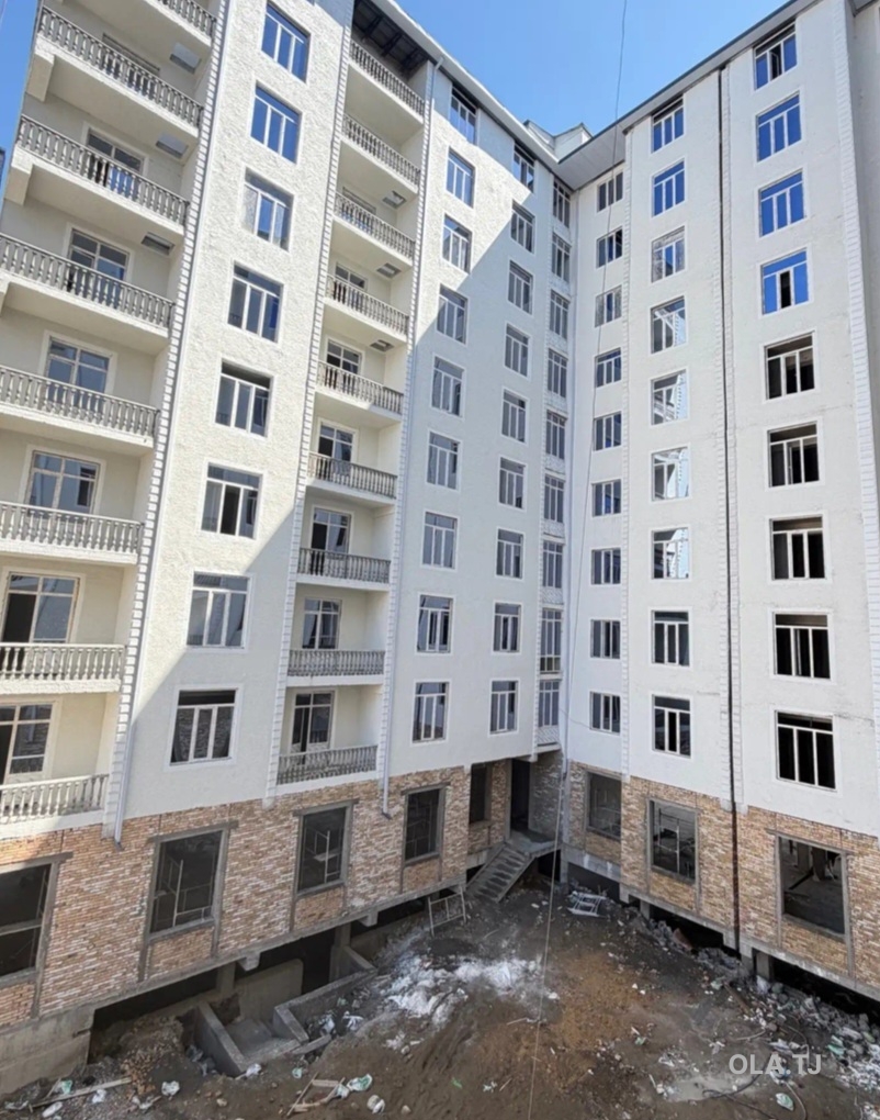 4 комнатная квартира, 7, 144 м²