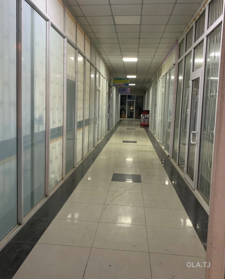 Офис в аренду, В бизнес-центре, 19 м²