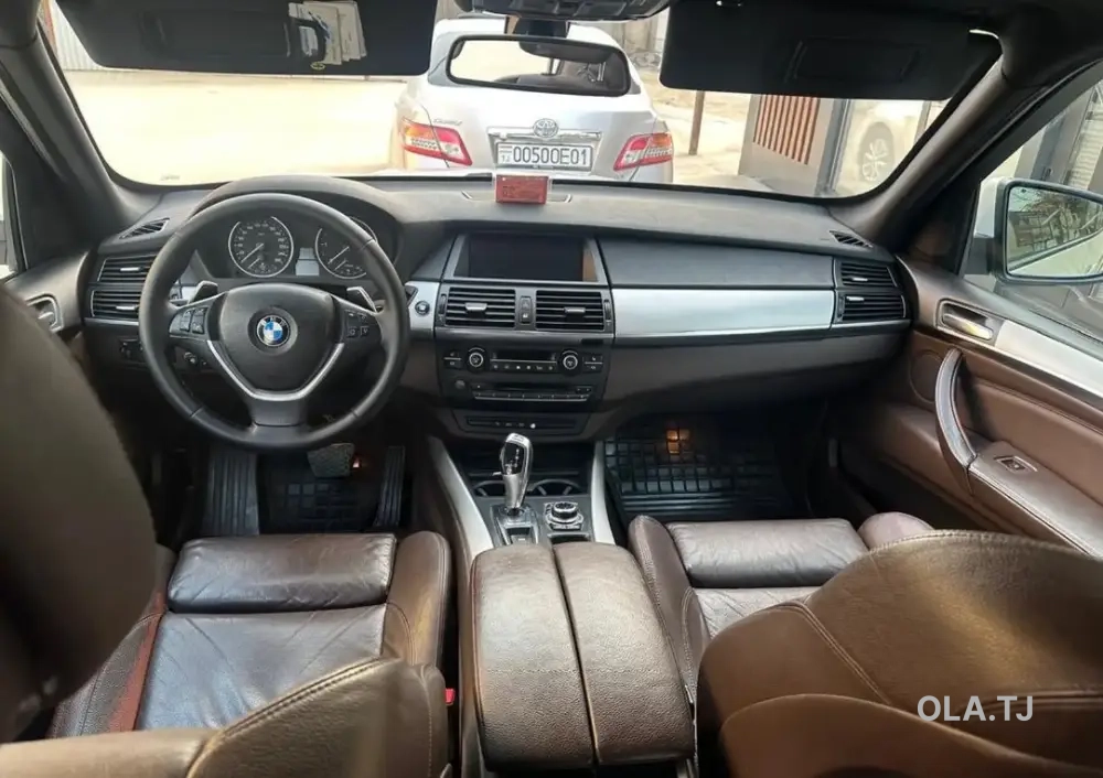 BMW X5 M,  2011