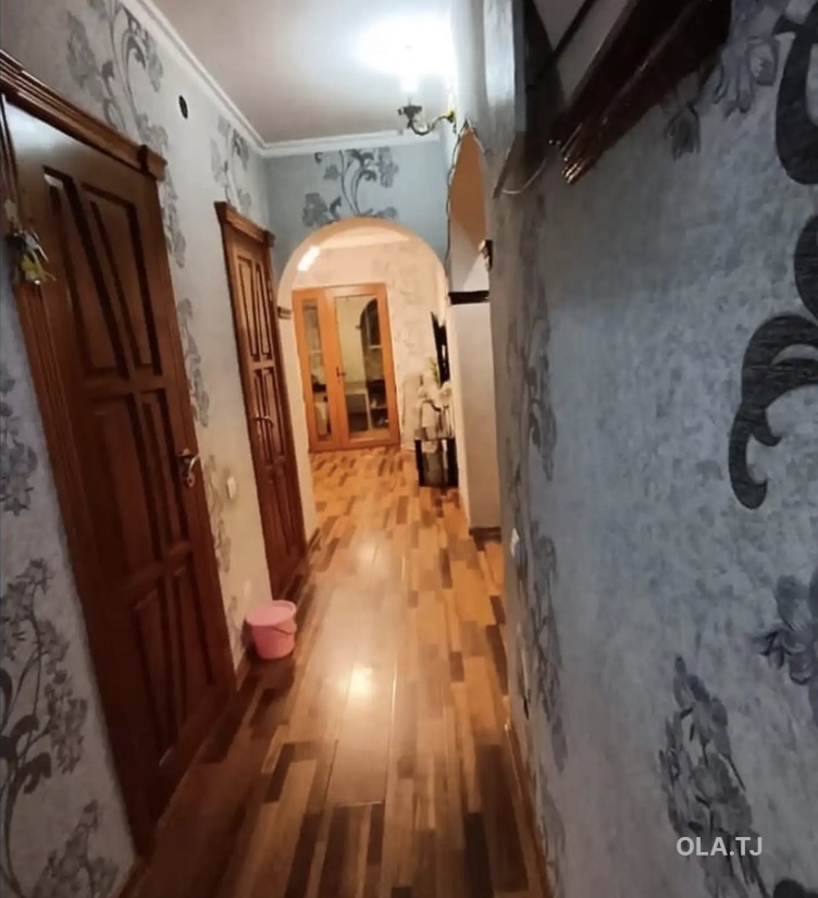 3 комнатная квартира, 3 этаж, 90 м²