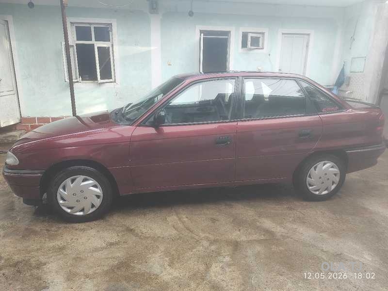Opel Astra F,  1993
