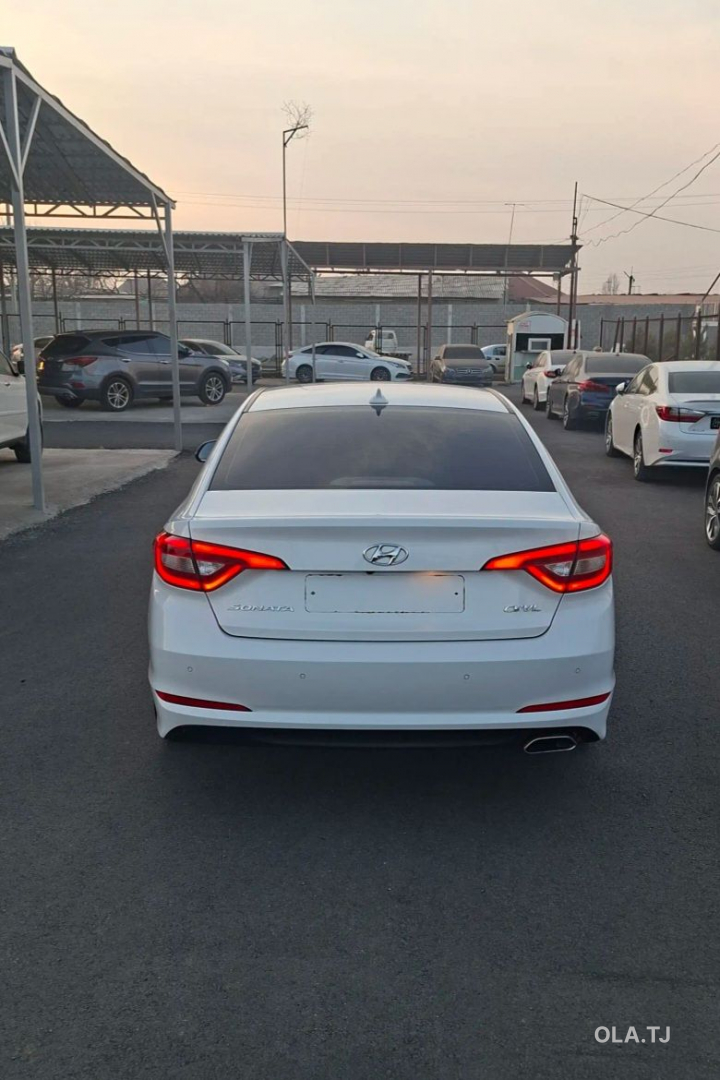 Hyundai Sonata,  2014