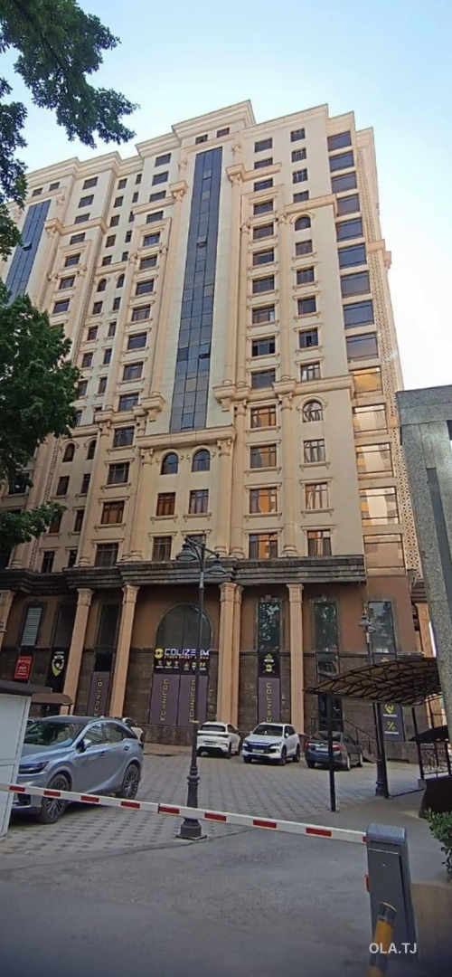 3 комнатная квартира, 8 этаж, 134 м²