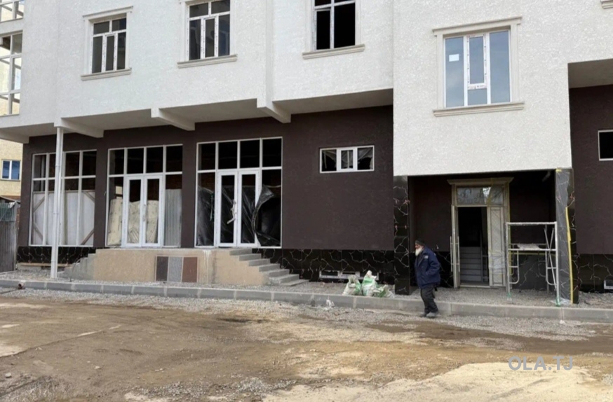Помещение под свободное назначение, 167м², Хуросон 22