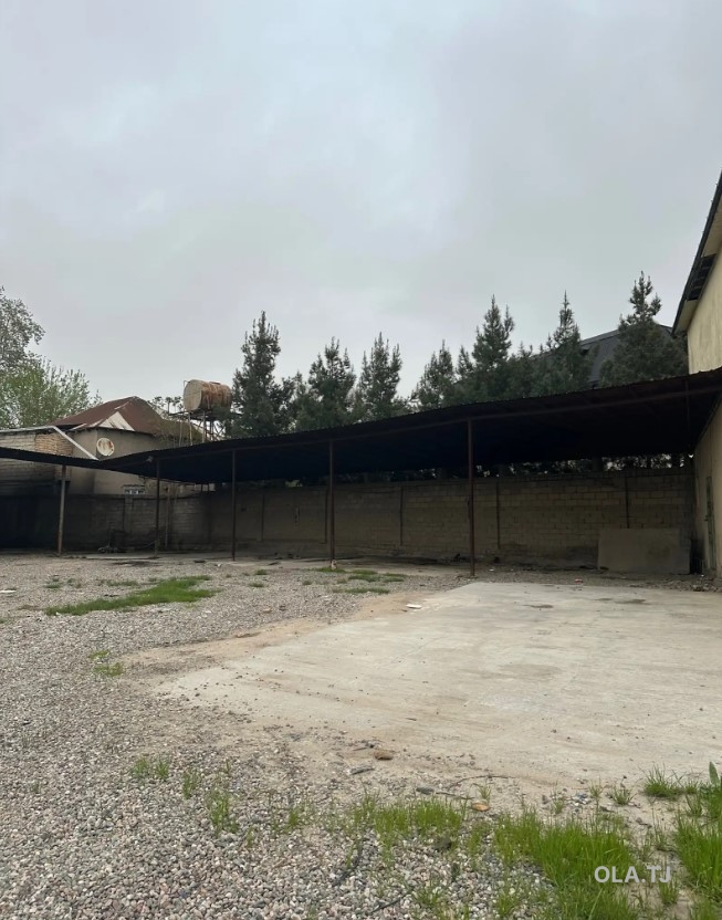 Помещение под свободное назначение, 1600м²