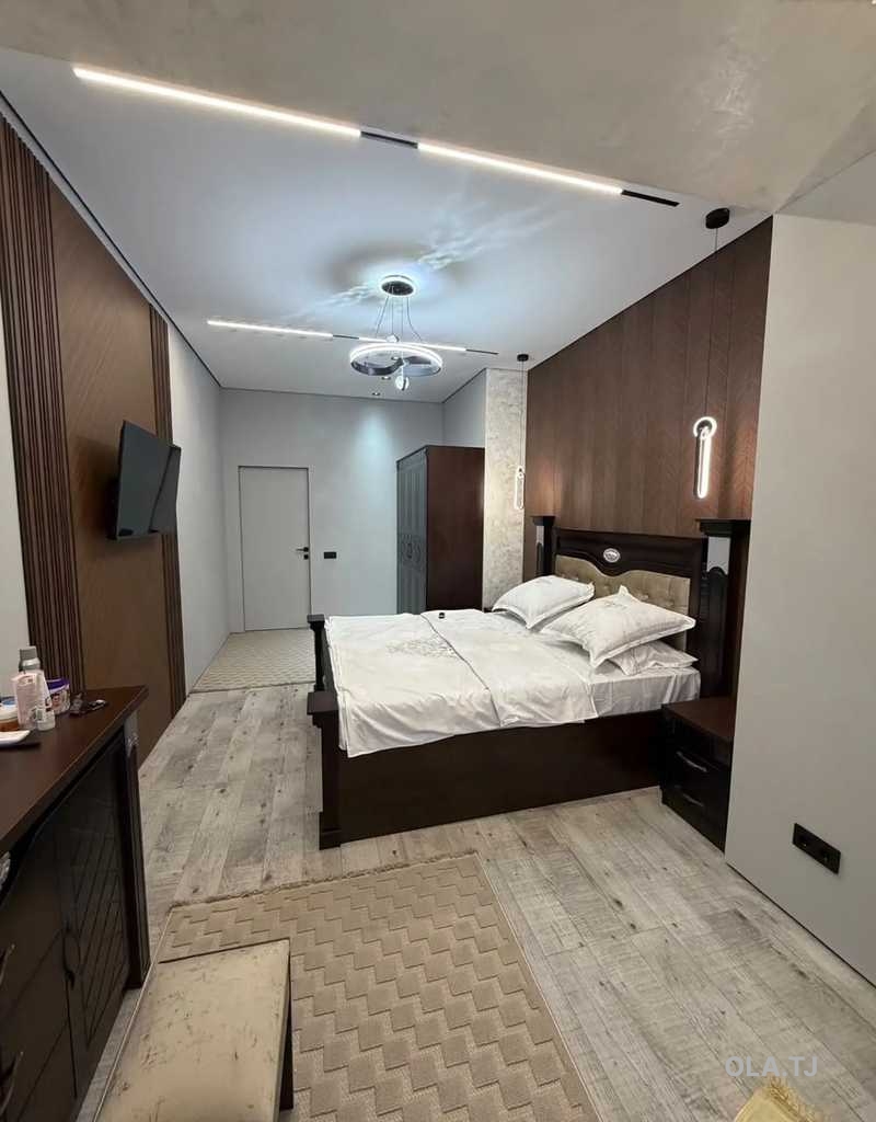 3 комнатная квартира, 22 этаж, 93 м²